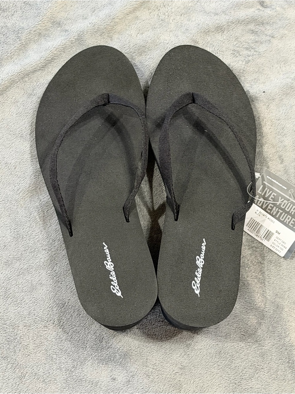 NWT Eddie Bauer Women's Black Foam Flip Flop Sandals